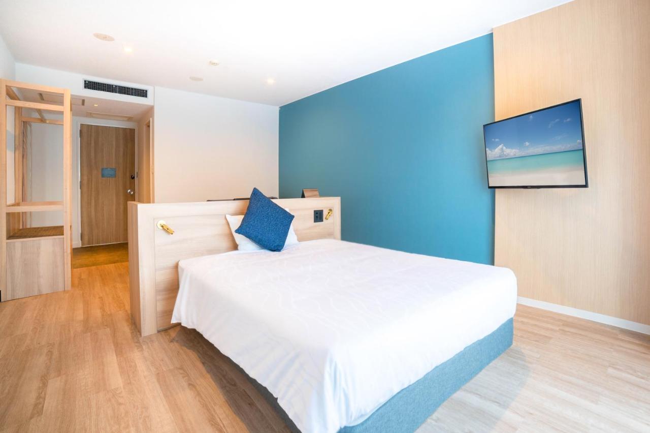 Watermark Hotel Okinawa Kume Island Kumejima Exterior photo