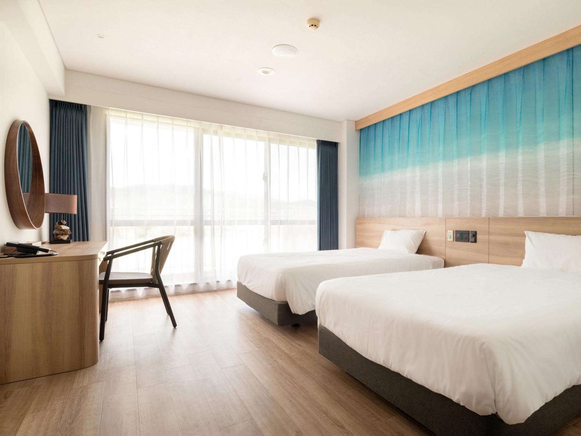 Watermark Hotel Okinawa Kume Island Kumejima Exterior photo